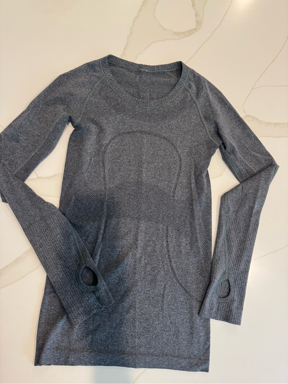 Lululemon Swiftly Tech Long Sleeve Crew Heathered Gray Size 2